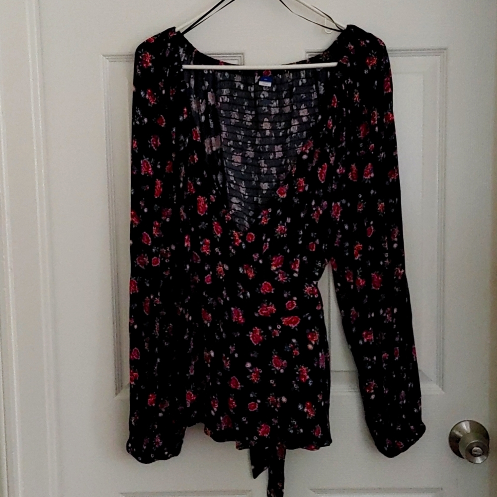 Women's lond sleeve blouse